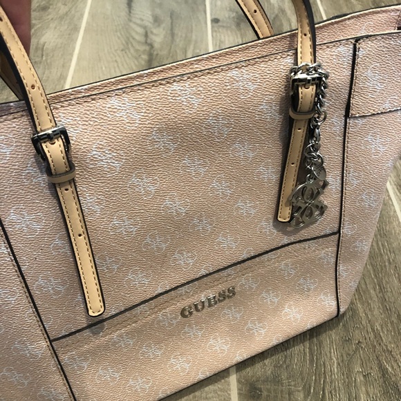 Guess tote handbag - Picture 2 of 7